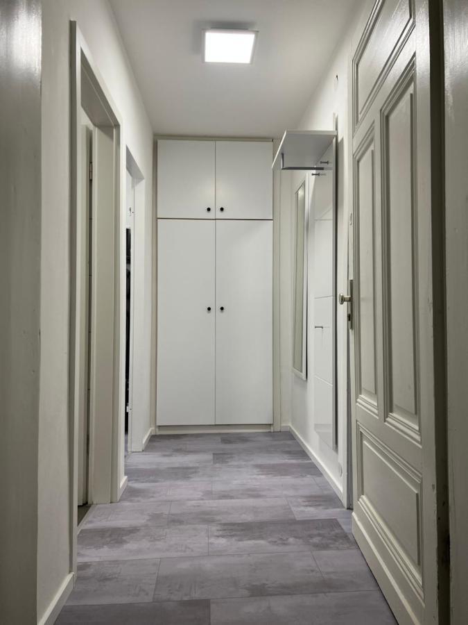 Freshly Renovated City Apartments Essen Kitchen Wifi Near Duesseldorf Airport Экстерьер фото